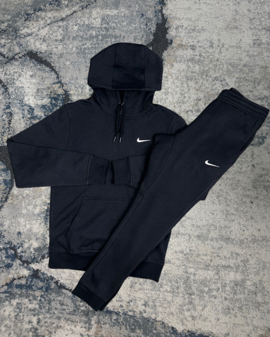 Nike Club Set (Black)