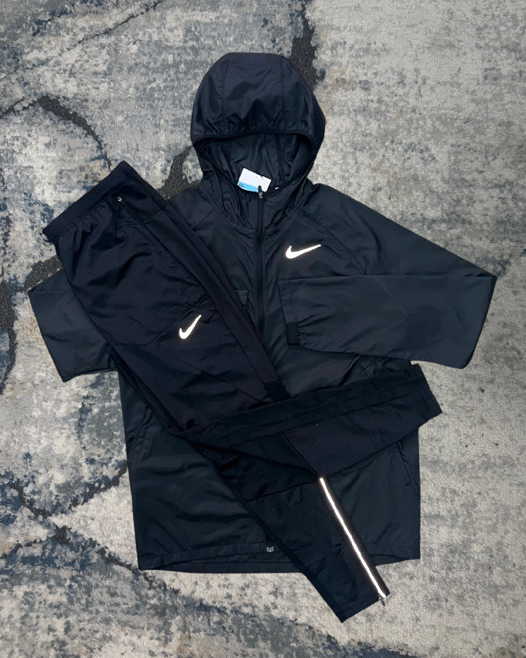 Nike Windrunner Set (Black/Black)