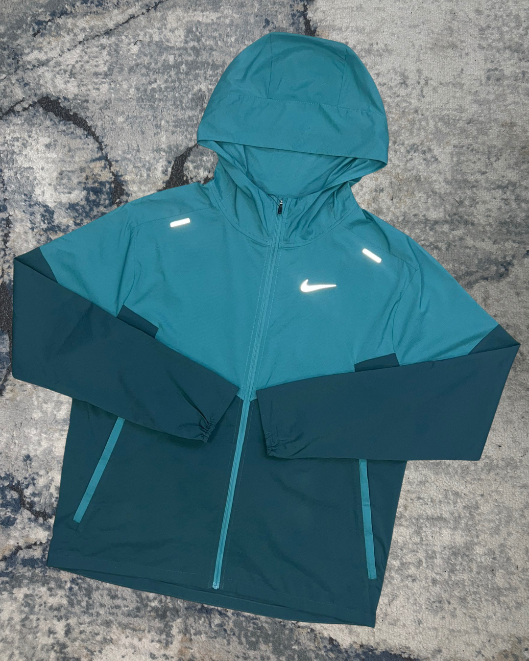 Nike Windrunner (Dark Teal/Black)