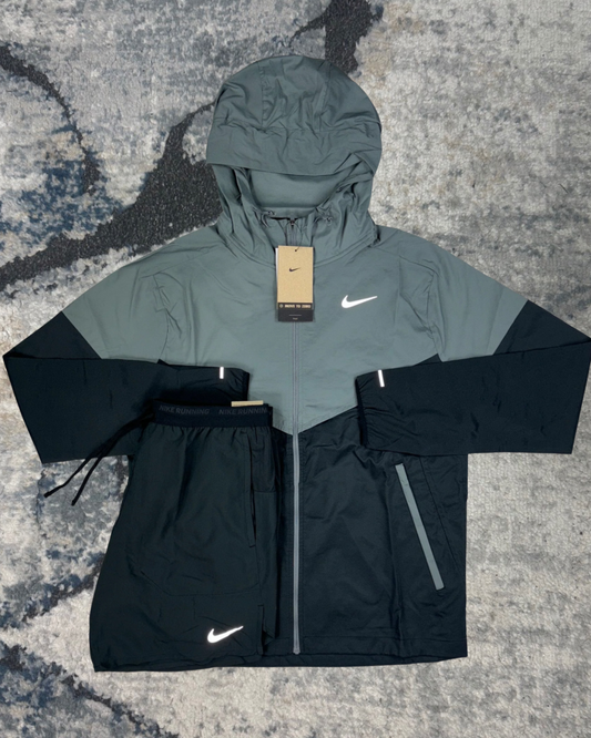 Nike Windrunner Short Set (Grey/Black)