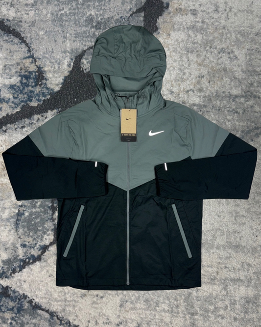 Nike Windrunner (Grey/Black)